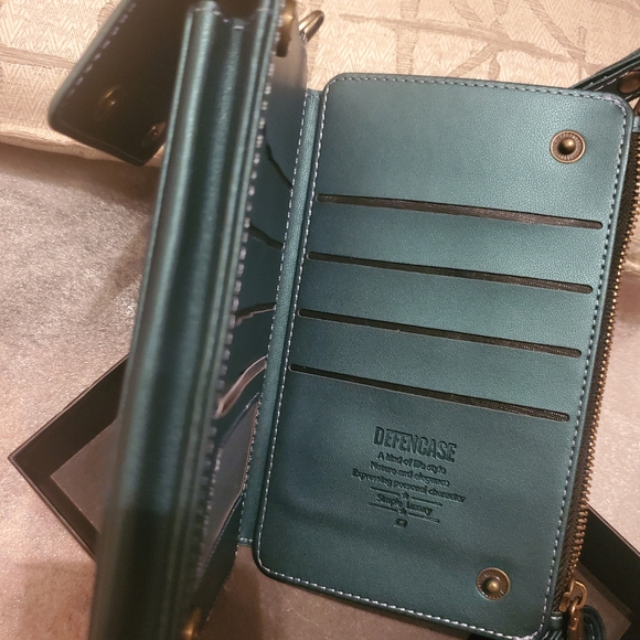 Univeral Cell Phone Crossbody Bag Wristlet Denfencase Green Simple Luxury New - Picture 5 of 10